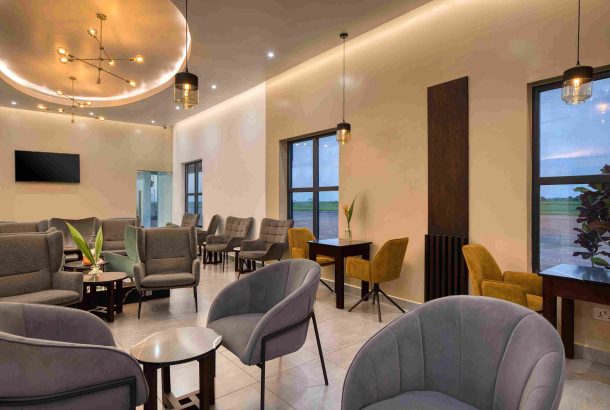 Serengeti Lounge (Main Terminal)