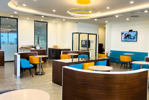 Pearl Lounge* (Terminal 1)
