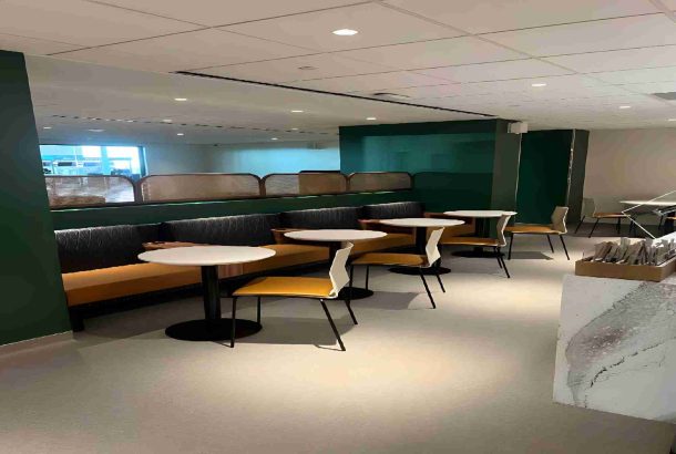 Escape Lounge (Terminal B)