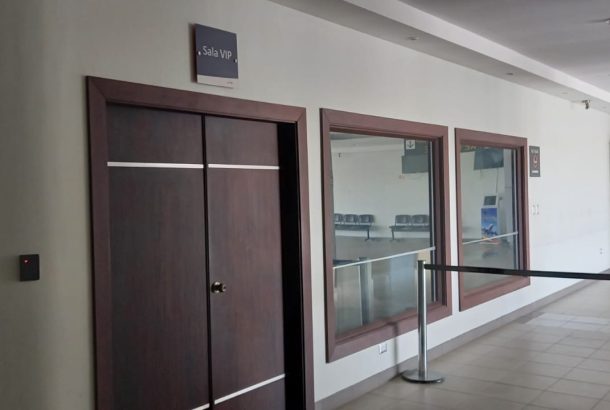 Sala VIP (Main Terminal)